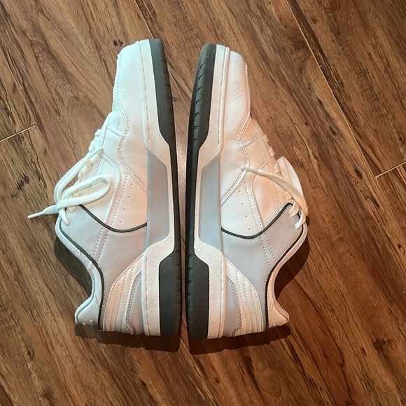 Zara Men’s Sneakers - Picture 6 of 6